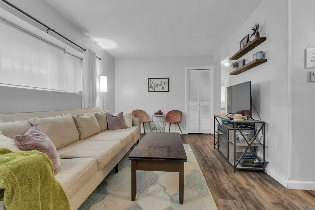2 bed, 1 bath apartment for rent at 10 Scottfield Rd Unit 2, Allston — photo 2 of 10