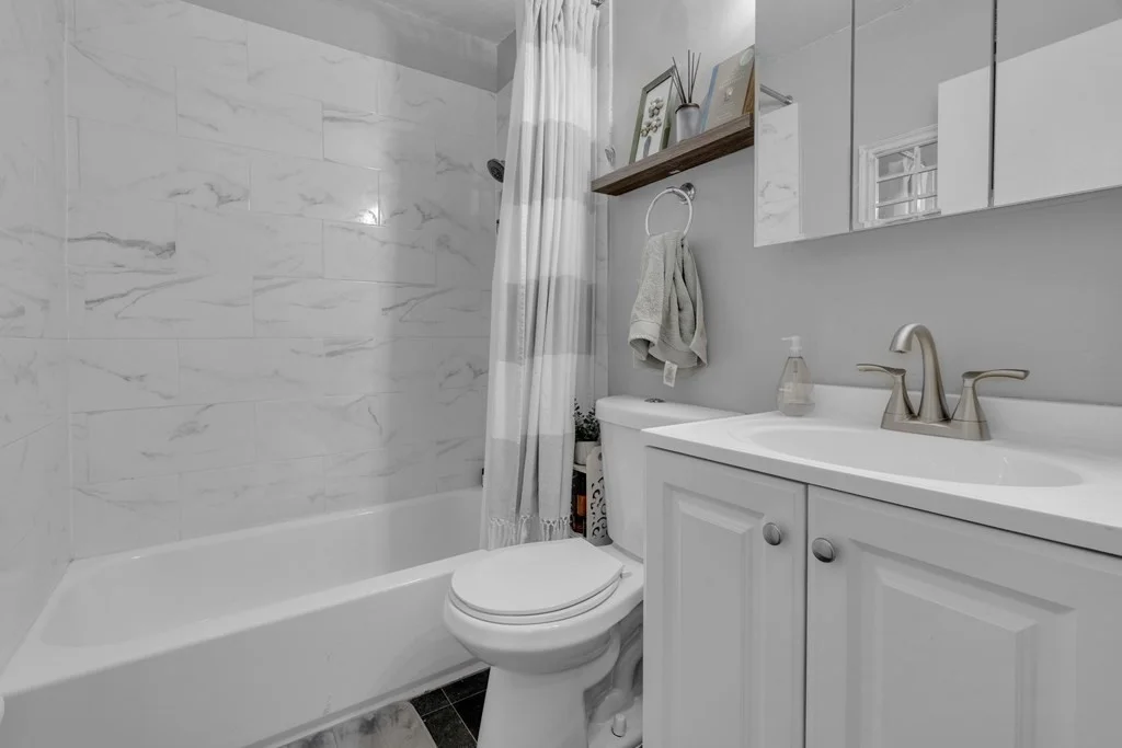 2 bed, 1 bath apartment for rent at 10 Scottfield Rd Unit 2, Allston — photo 9 of 10