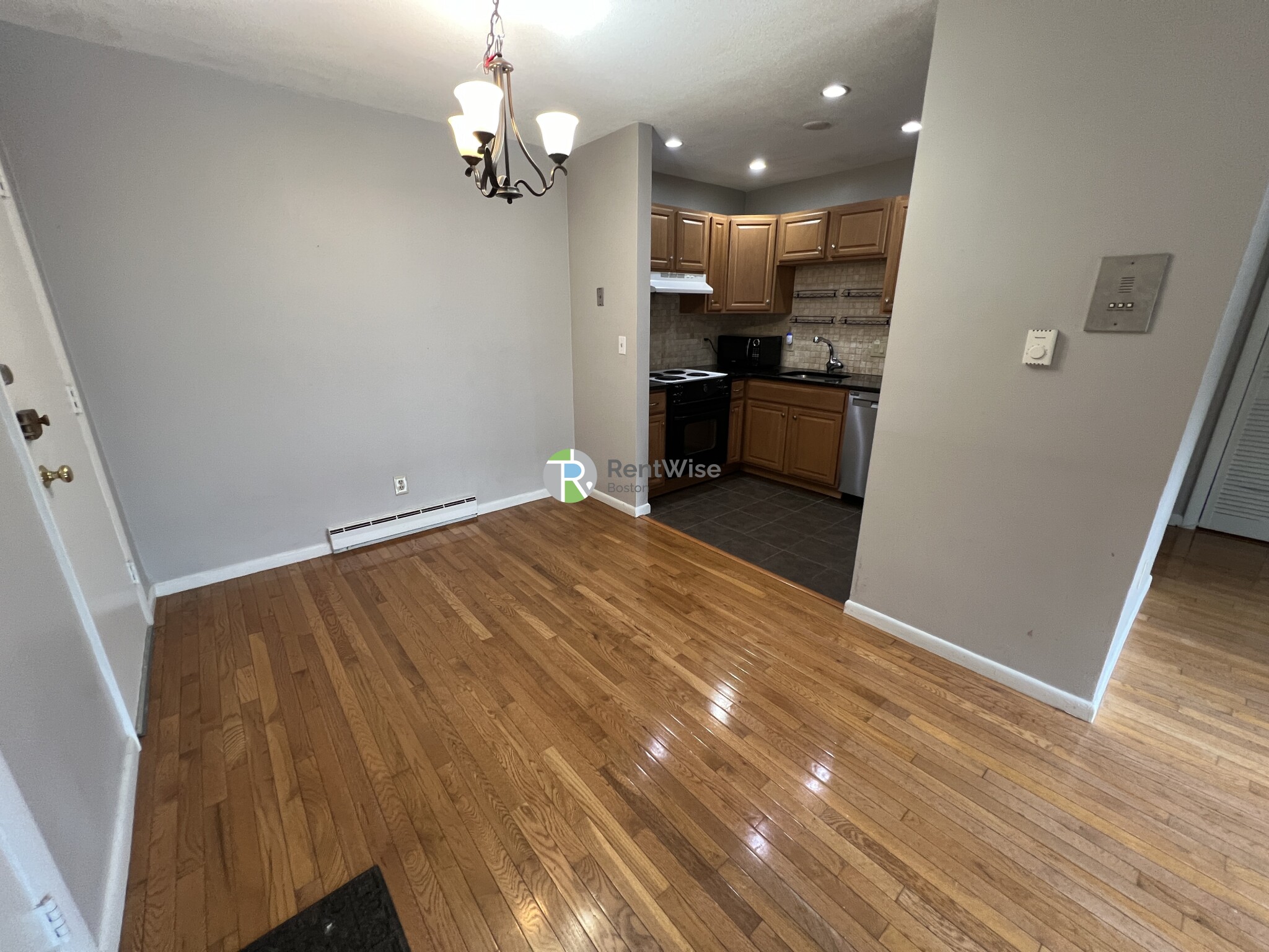 2 bed, 1 bath apartment for rent at 10 Scottfield Rd Unit 31, Allston — photo 16 of 22