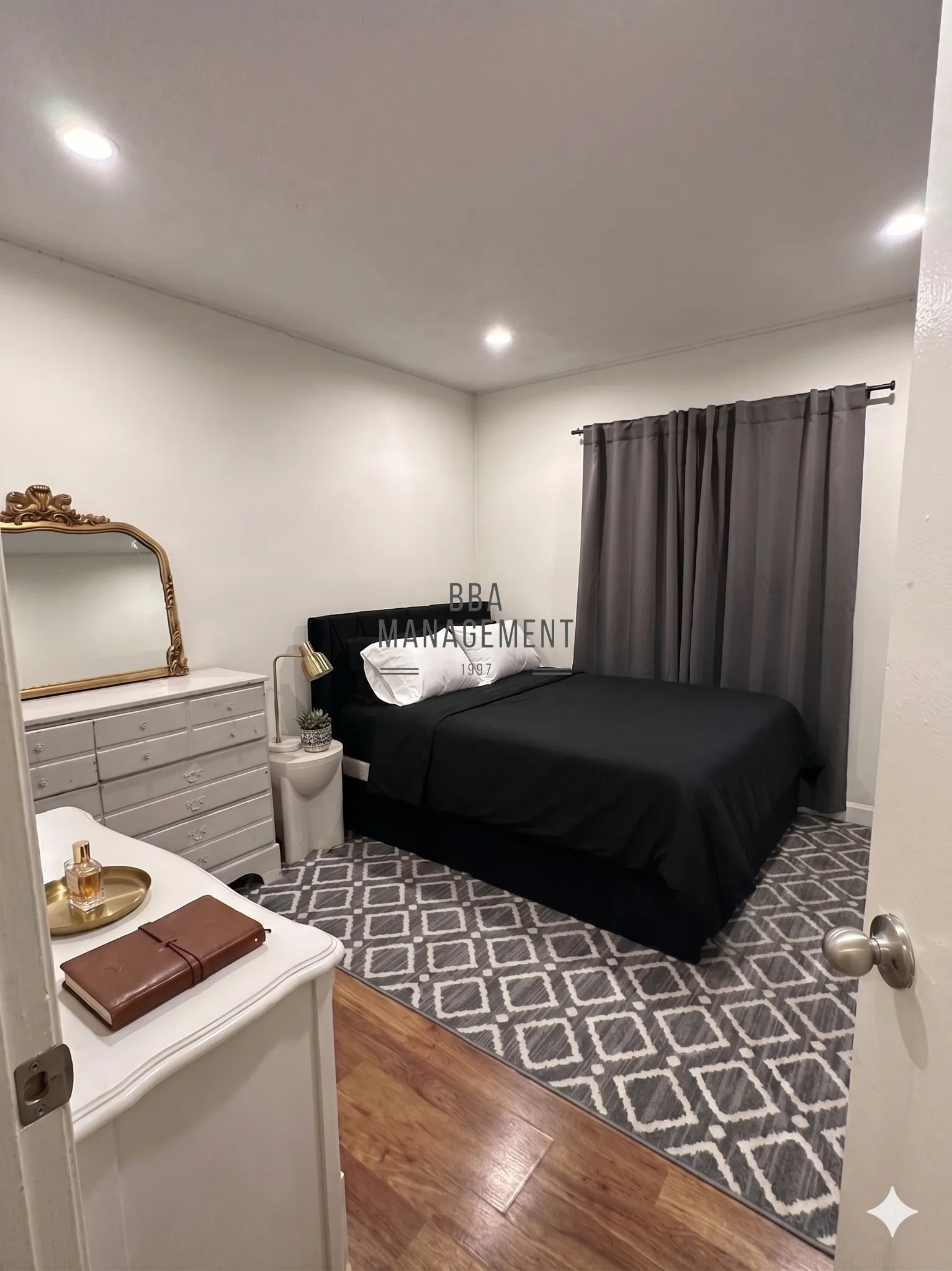 2 bed, 1 bath apartment for rent at 10 Scottfield Rd Unit B3, Allston — photo 3 of 11