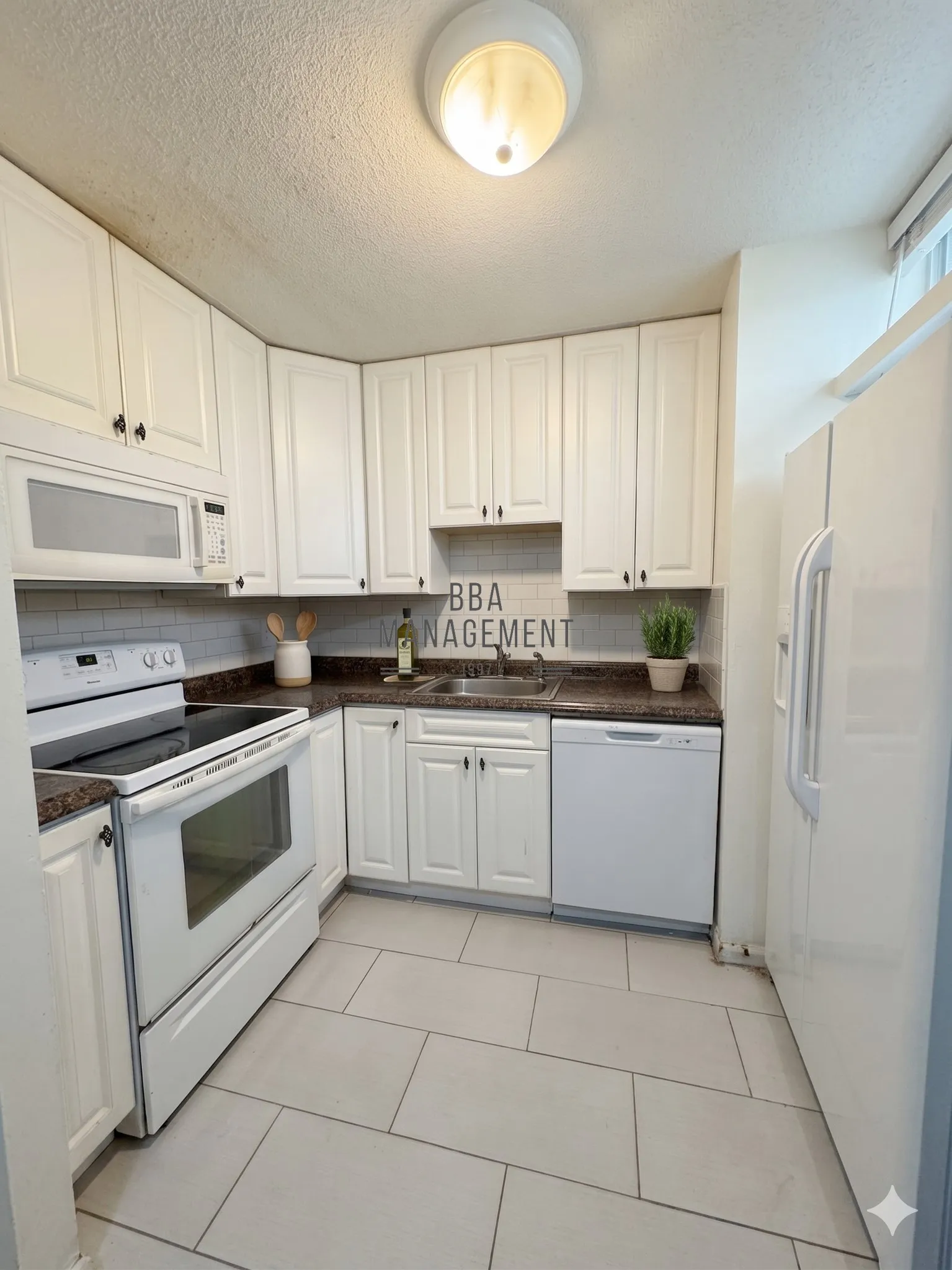 2 bed, 1 bath apartment for rent at 10 Scottfield Rd Unit B3, Allston — photo 5 of 11