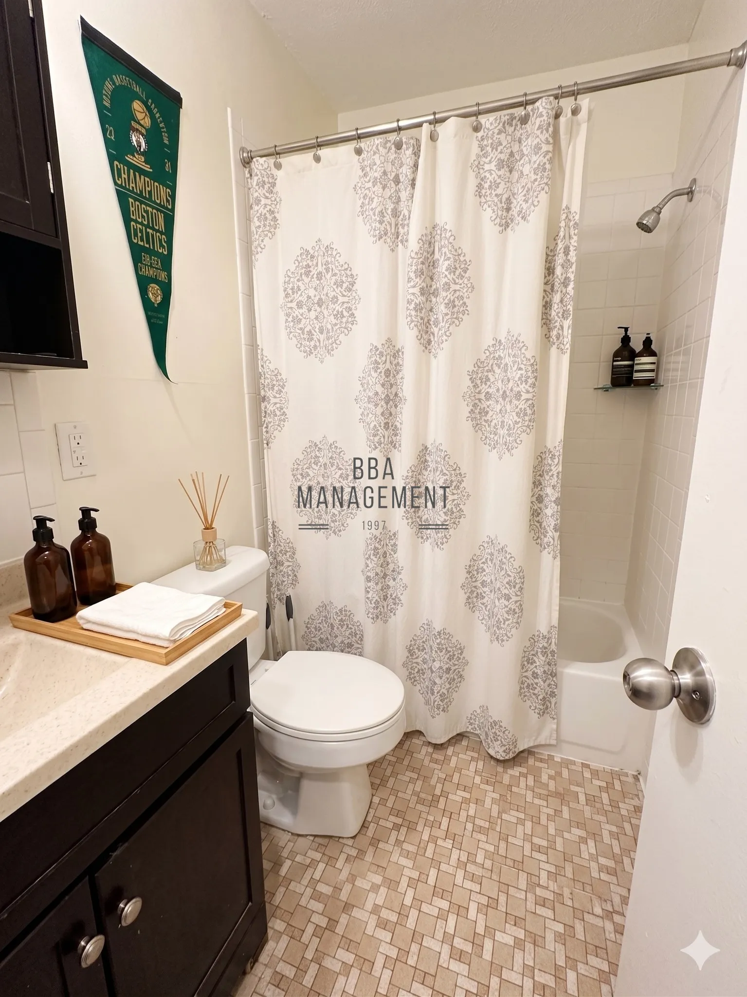 2 bed, 1 bath apartment for rent at 10 Scottfield Rd Unit B3, Allston — photo 6 of 11