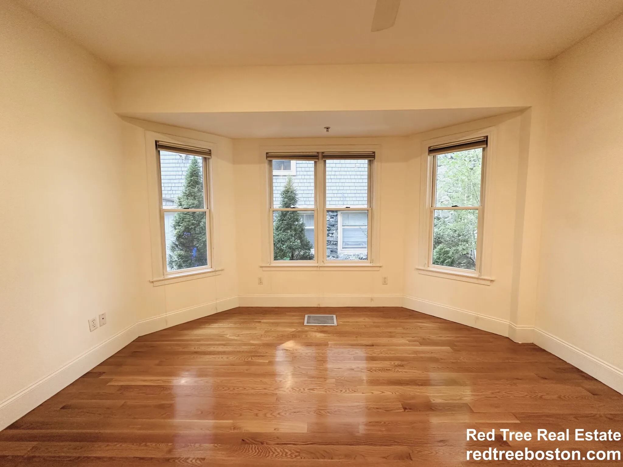 2 bed, 2 bath apartment for rent at 10 Selkirk Rd Unit 2, Brighton — photo 6 of 25