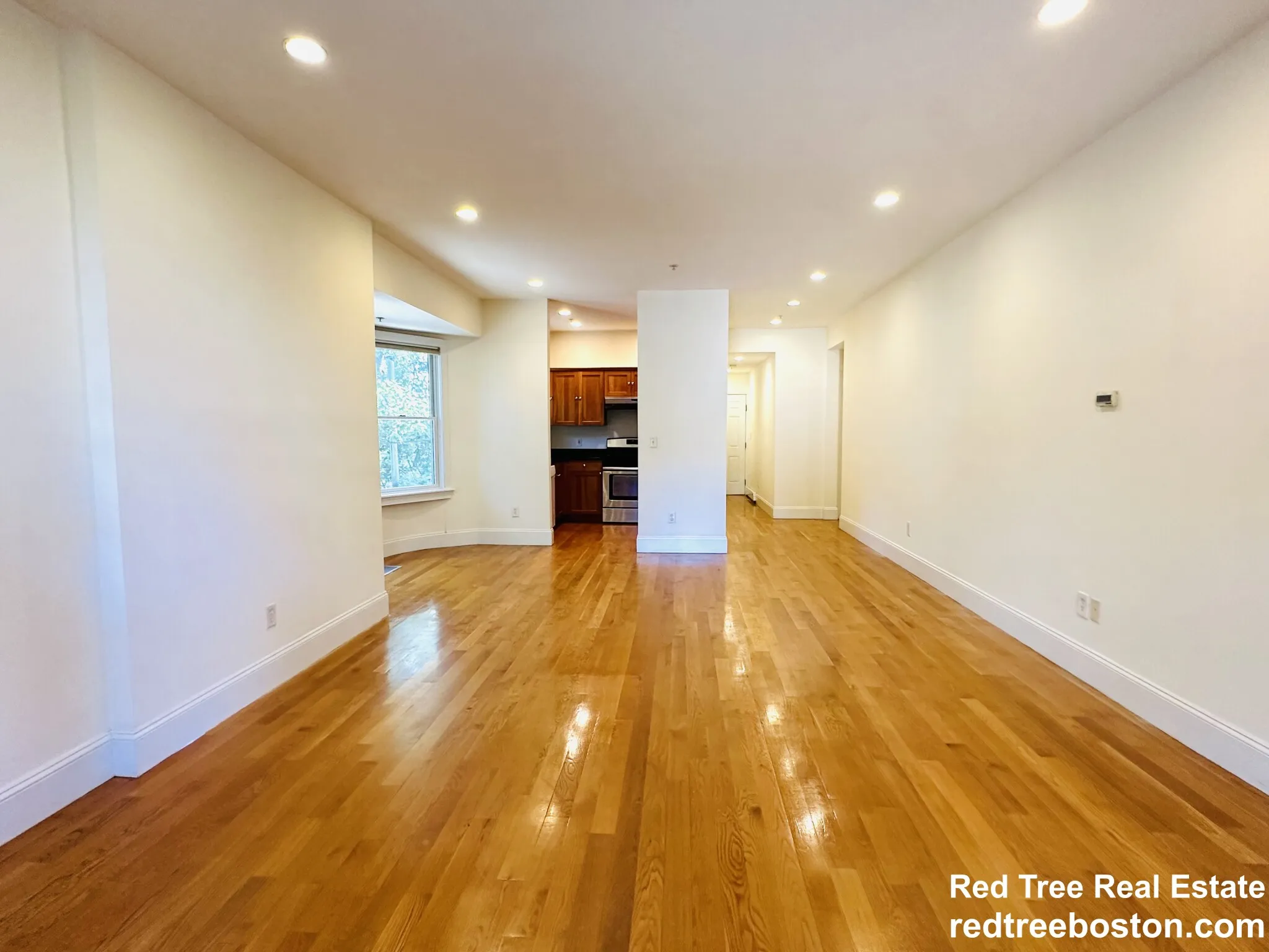2 bed, 2 bath apartment for rent at 10 Selkirk Rd Unit 2, Brighton — photo 2 of 25