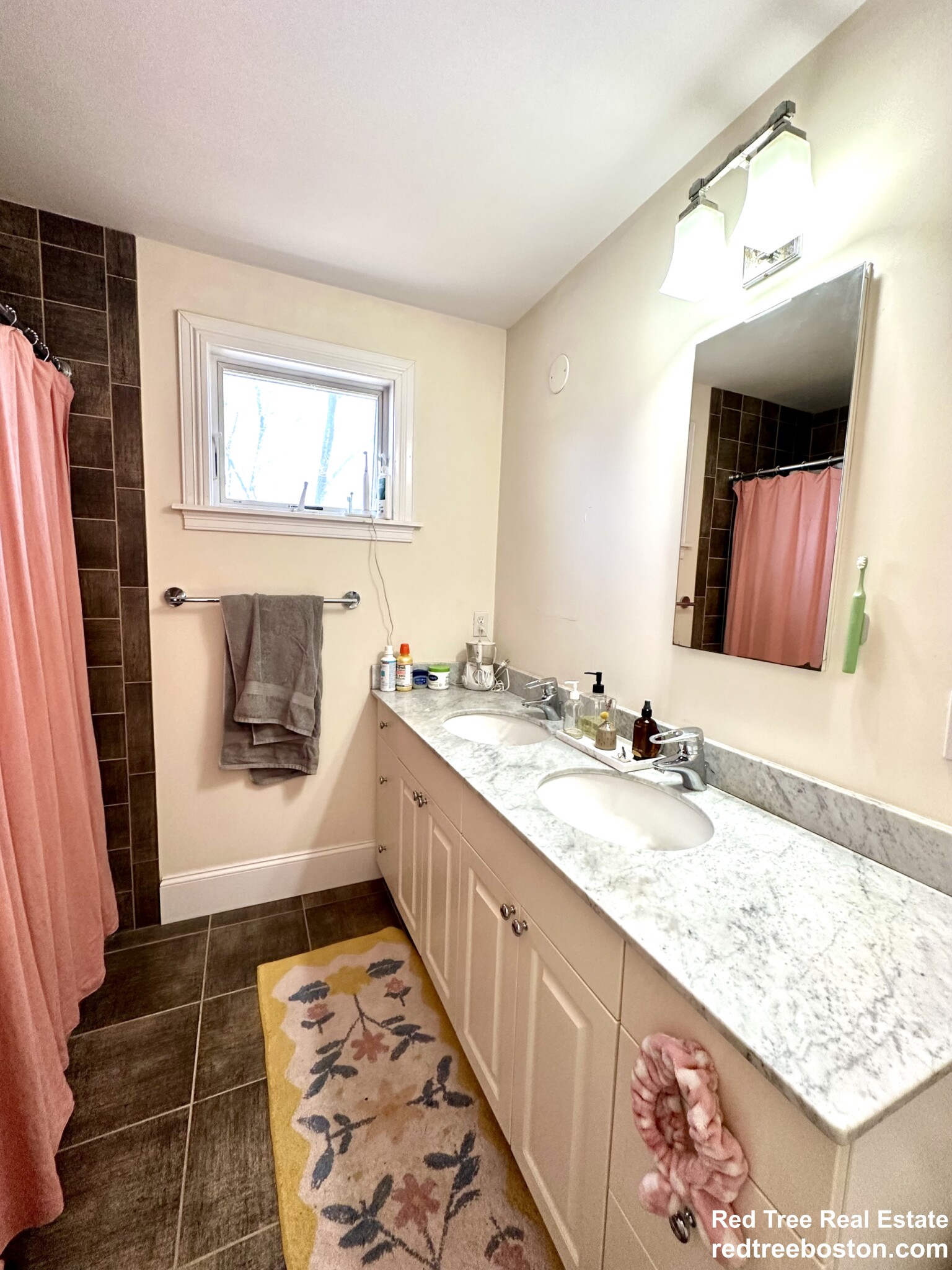 2 bed, 1.5 bath apartment for rent at 10 Selkirk Rd Unit 3, Brighton — photo 14 of 16