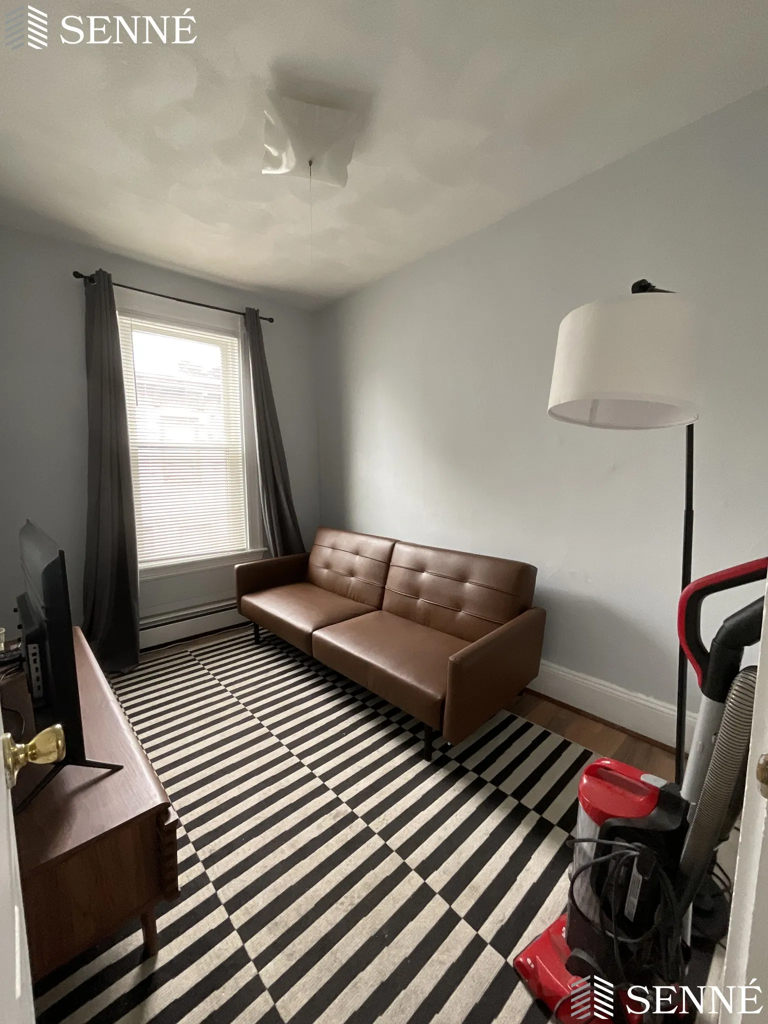 3 bed, 1 bath apartment for rent at 10 Seventh St Unit 10, East Cambridge — photo 5 of 16