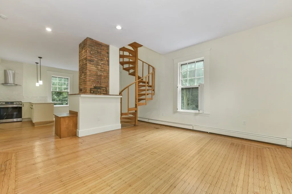 2 bed, 1 bath apartment for rent at 10 Shepard Unit 3, Neighborhood Nine — photo 7 of 19