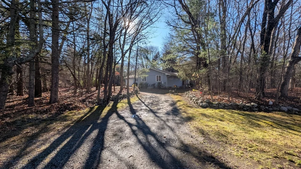 3 bed, 2 bath apartment for rent at 10 Sherwood Ave, Foxboro — photo 33 of 33