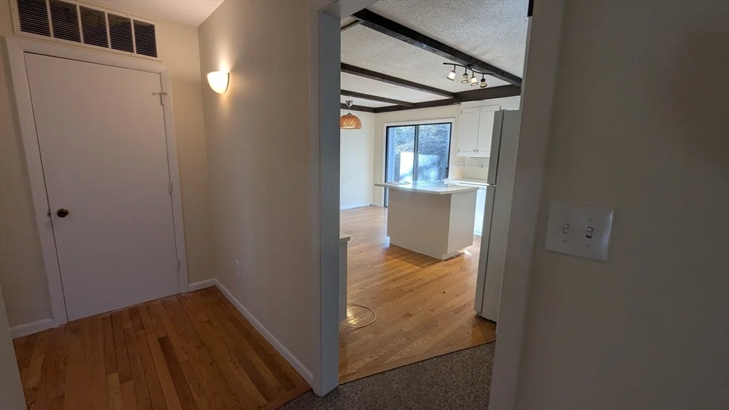 3 bed, 2 bath apartment for rent at 10 Sherwood Ave, Foxboro — photo 20 of 33