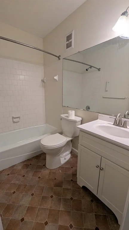 3 bed, 2 bath apartment for rent at 10 Sherwood Ave, Foxboro — photo 12 of 33