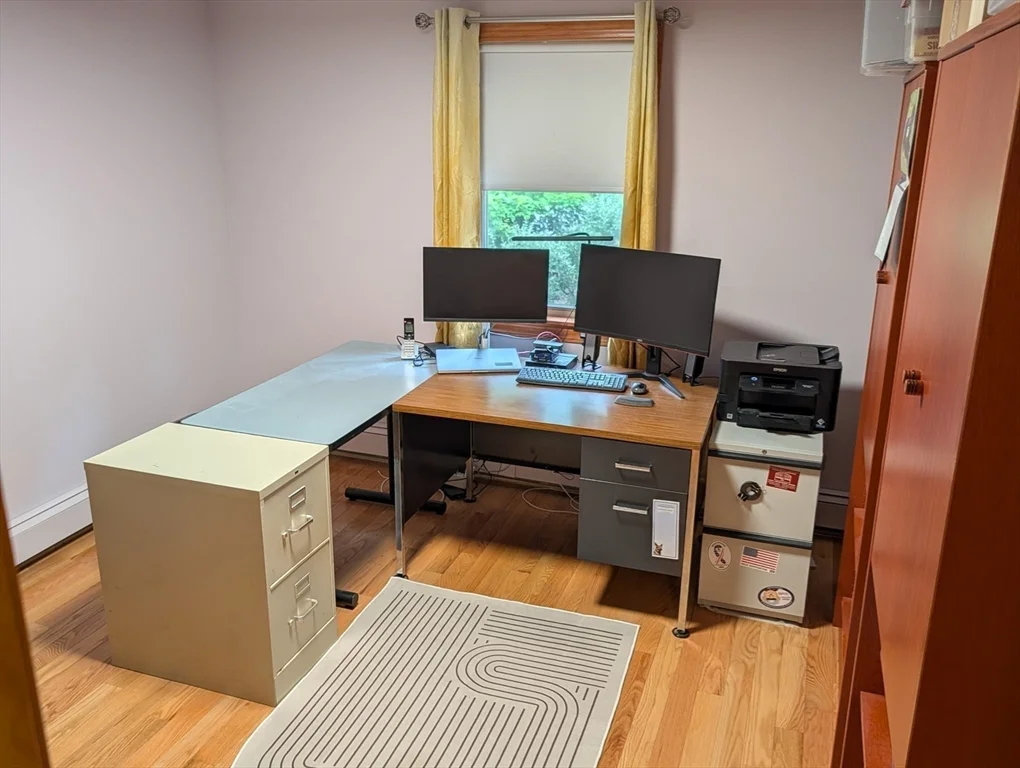 3 bed, 1 bath apartment for rent at 10 Sherwood Ln, Raynham — photo 12 of 15
