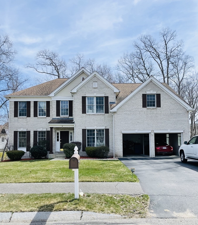 4 bed, 4+ bath apartment for rent at 10 Sheryl Dr Unit 10, Shrewsbury — photo 1 of 25