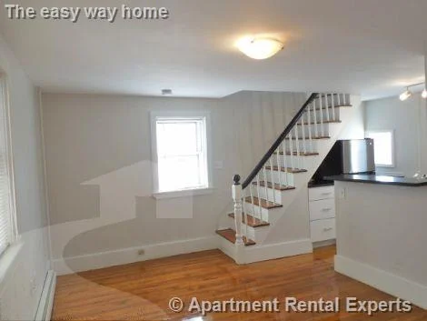 2 bed, 2 bath apartment for rent at 10 Smith Ave Unit 2R, Ward Two — photo 2 of 7