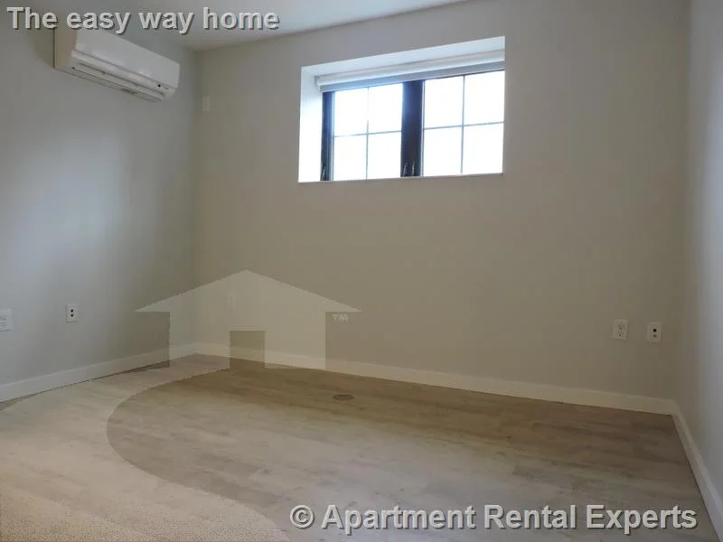 Studio bed, 1 bath apartment for rent at 10 Soden St Unit 006, Central Square — photo 6 of 7