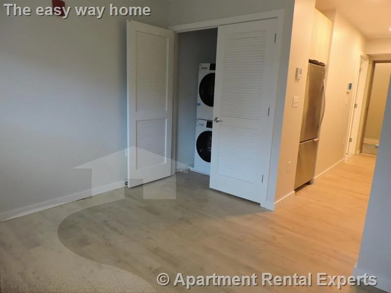 Studio bed, 1 bath apartment for rent at 10 Soden St Unit 006, Central Square — photo 4 of 7