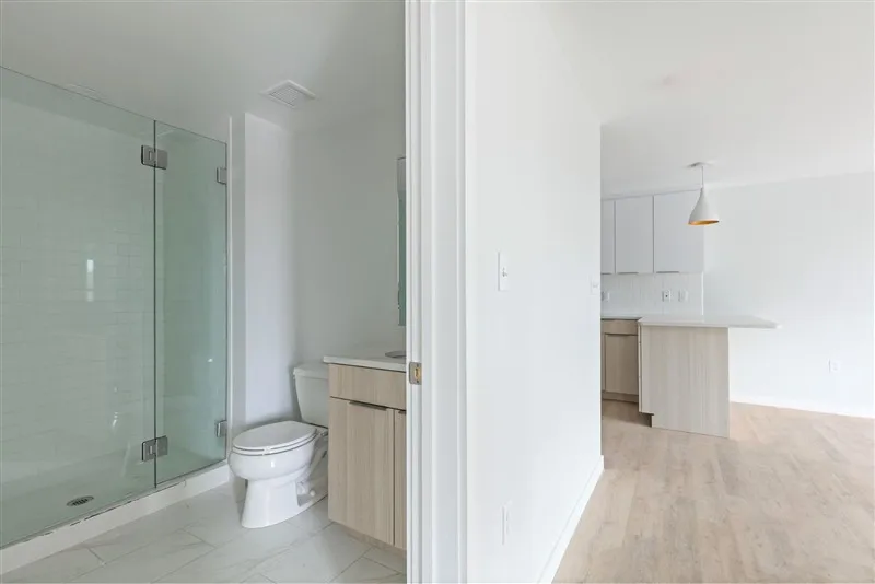 2 bed, 1 bath apartment for rent at 10 Soden St Unit 401, Riverside — photo 10 of 13