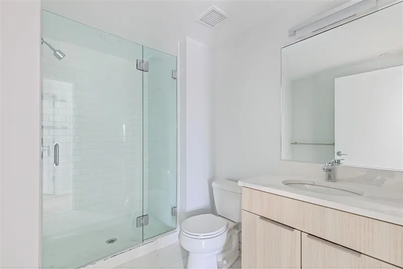 2 bed, 1 bath apartment for rent at 10 Soden St Unit 401, Riverside — photo 9 of 13