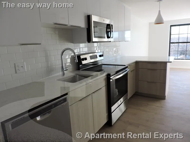2 bed, 1 bath apartment for rent at 10 Soden St Unit 502, Central Square — photo 2 of 11