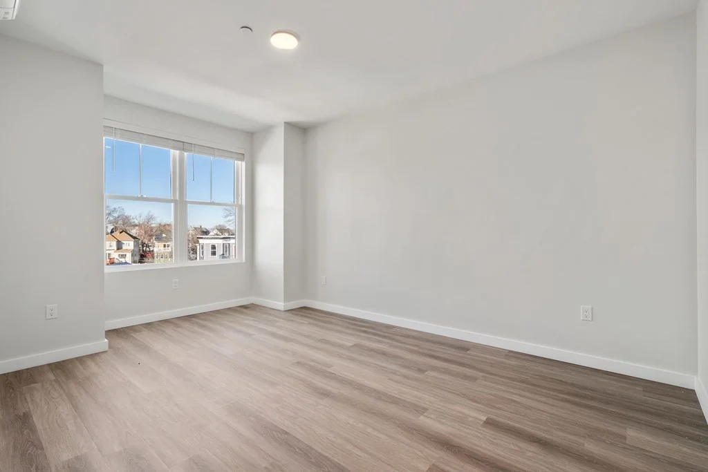 1 bed, 1 bath apartment for rent at 10 Somerset Ave Unit 408, Winthrop — photo 7 of 13
