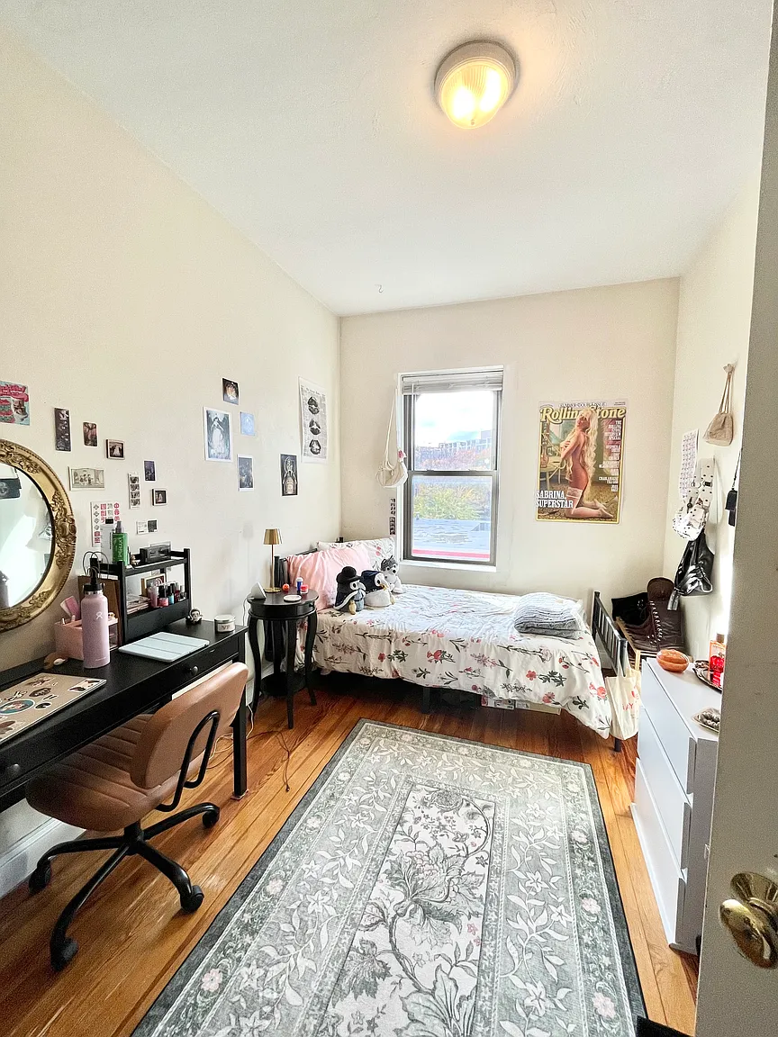 3 bed, 1 bath apartment for rent at 10 South Huntington Ave Unit 2, Mission Hill — photo 9 of 12