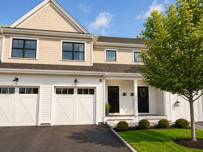2 bed, 2 bath apartment for rent at 10 Southfield Ln Unit 10, Sherborn — photo 1 of 27