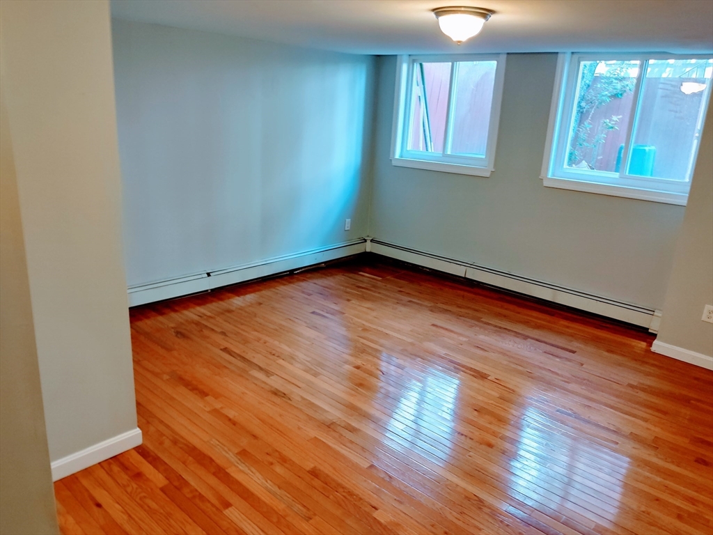1 bed, 1 bath apartment for rent at 10 Spring St Unit 2, West Roxbury — photo 2 of 7