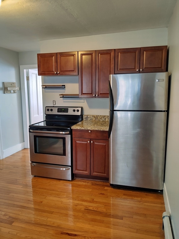 1 bed, 1 bath apartment for rent at 10 Spring St Unit 2, West Roxbury — photo 1 of 7