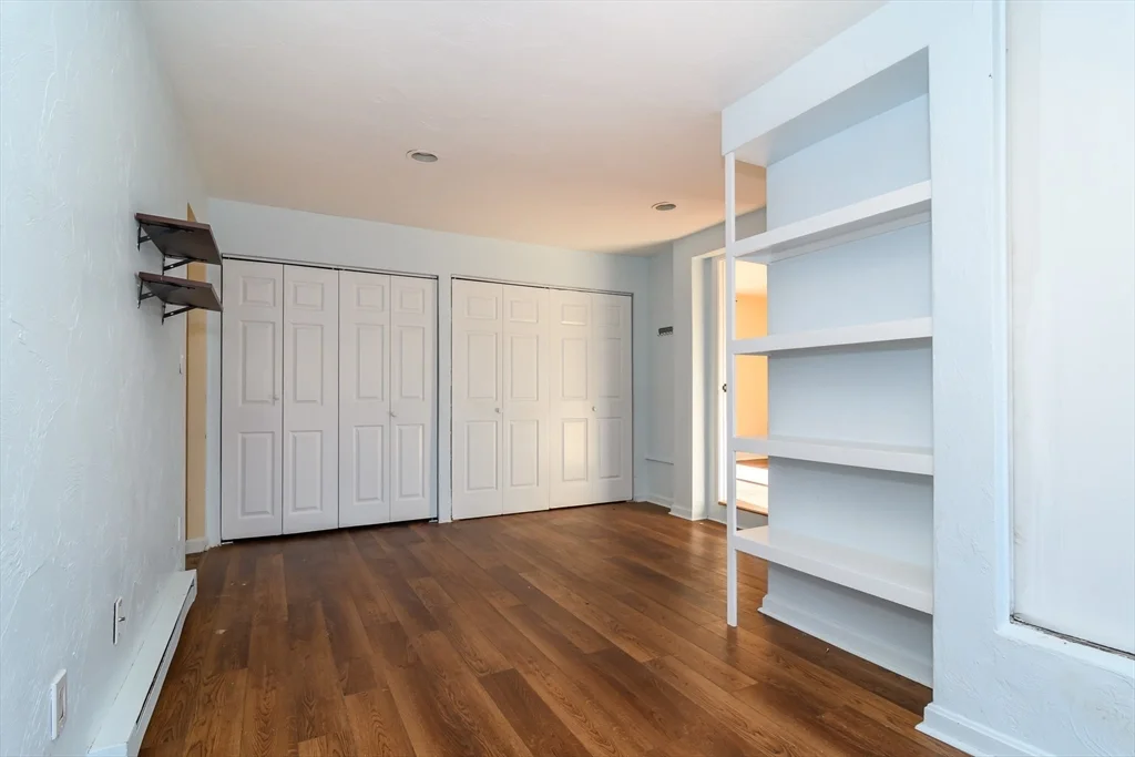 3 bed, 2 bath apartment for rent at 10 Spring Valley Rd, Natick — photo 17 of 24