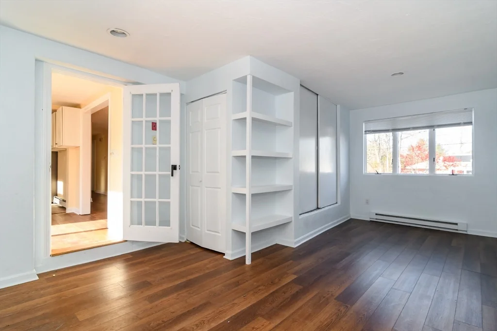 3 bed, 2 bath apartment for rent at 10 Spring Valley Rd, Natick — photo 18 of 24