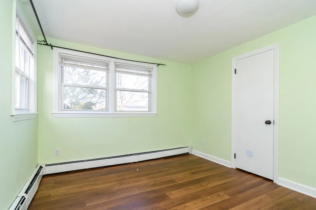 3 bed, 2 bath apartment for rent at 10 Spring Valley Rd, Natick — photo 14 of 24