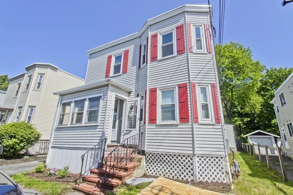 3 bed, 1 bath apartment for rent at 10 Stafford St Unit 0, Dedham