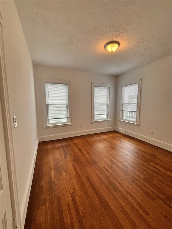 4 bed, 2 bath apartment for rent at 10 Stickney Ave Unit 3, Winter Hill — photo 8 of 13