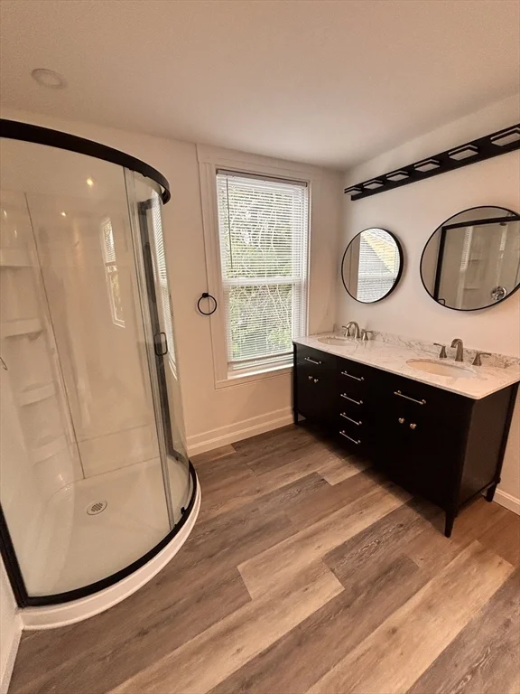 4 bed, 2 bath apartment for rent at 10 Stickney Ave Unit 3, Winter Hill — photo 6 of 13