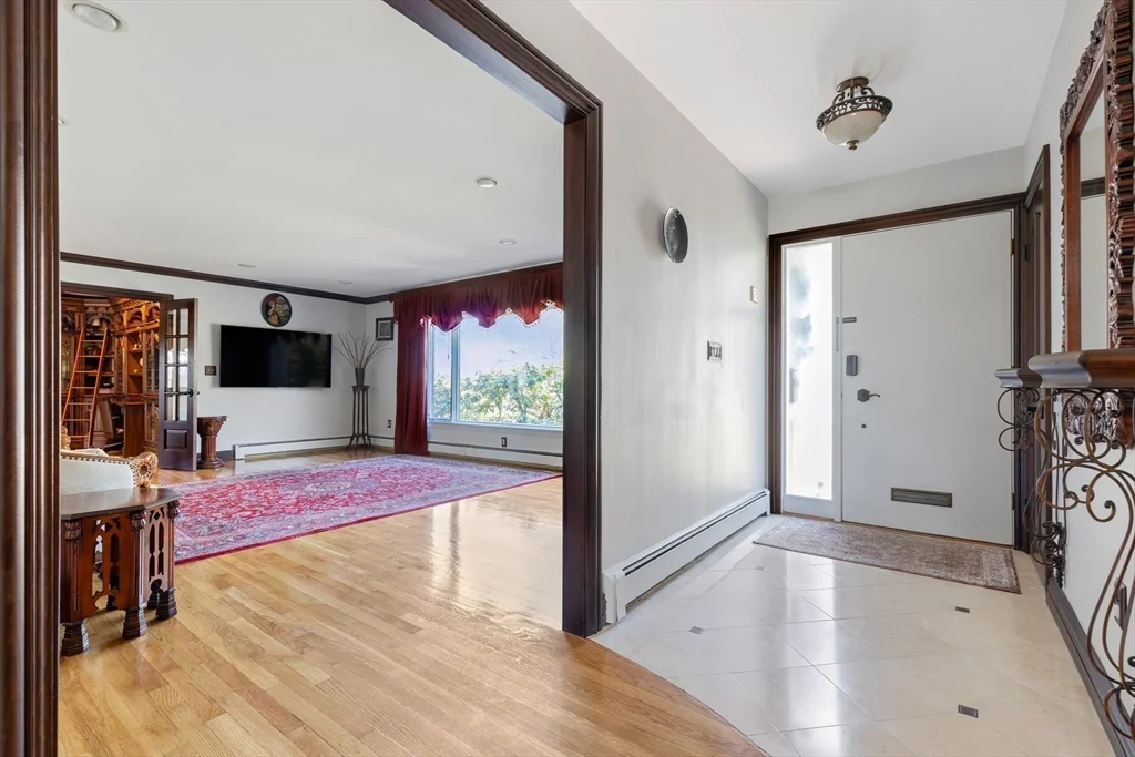 4 bed, 3 bath apartment for rent at 10 Stonewood Dr, Newton — photo 11 of 29