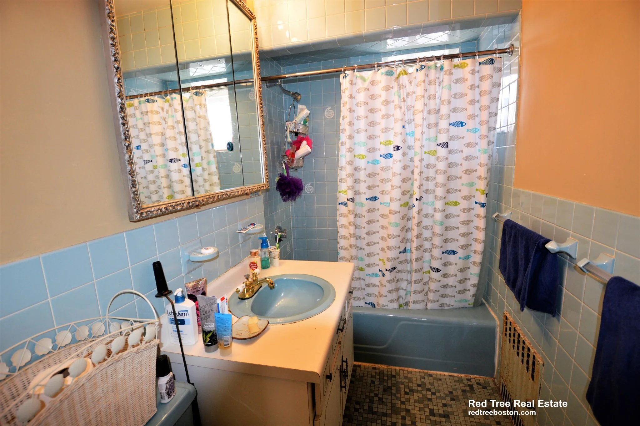 4 bed, 2 bath apartment for rent at 10 Strathmore Rd Unit 1, Brookline — photo 8 of 17