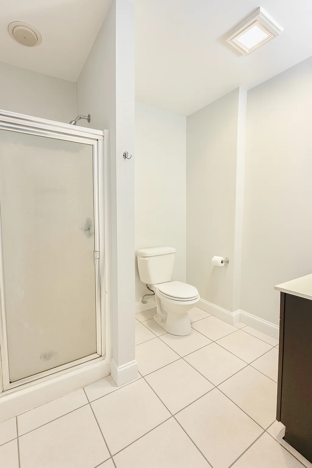 4 bed, 2 bath apartment for rent at 10 Strathmore Rd Unit 2, Brookline — photo 4 of 10