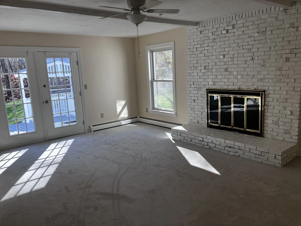 4 bed, 2 bath apartment for rent at 10 Sumac Circle Unit 10, Holden — photo 5 of 10