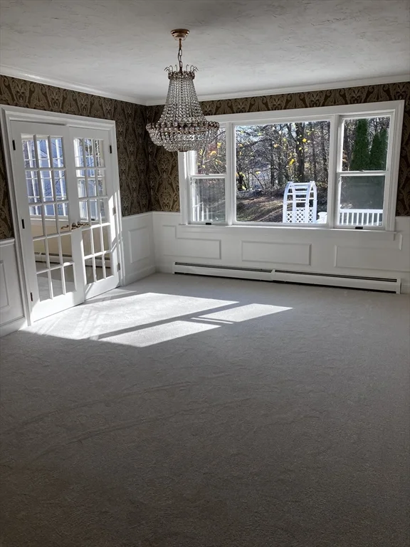 4 bed, 2 bath apartment for rent at 10 Sumac Circle Unit 10, Holden — photo 4 of 10