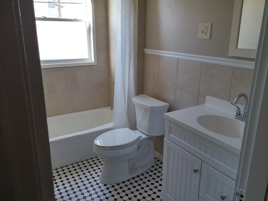 1 bed, 1 bath apartment for rent at 10 Sunset Ave Unit 1, Methuen — photo 10 of 14