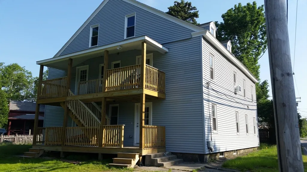 2 bed, 1 bath apartment for rent at 10 Sutton Rd Unit A, West Millbury — photo 2 of 13
