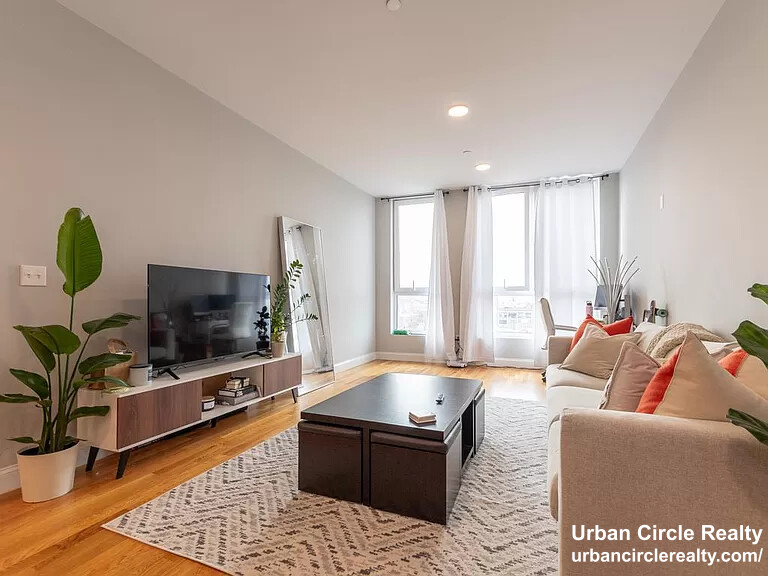 1 bed, 1 bath apartment for rent at 10 Taber St Unit 304, Roxbury — photo 8 of 8