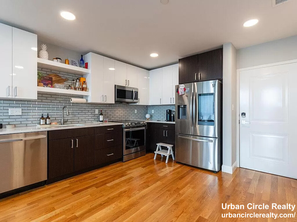 1 bed, 1 bath apartment for rent at 10 Taber St Unit 304, Roxbury — photo 5 of 8