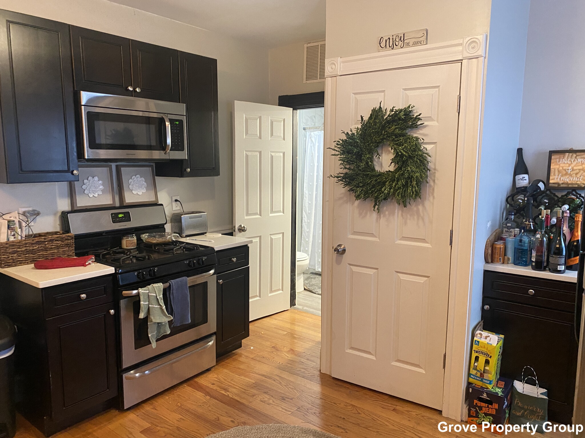 4 bed, 2 bath apartment for rent at 10 Taft St Unit 2, Dorchester — photo 10 of 12