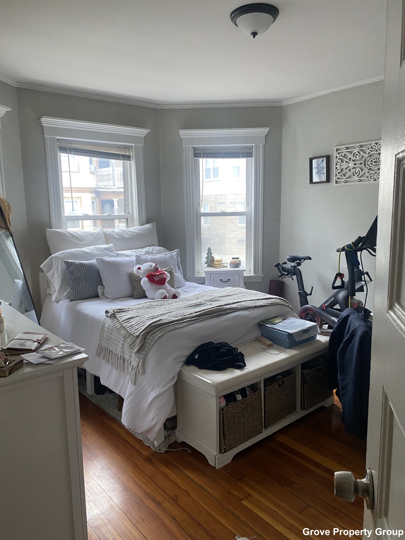 4 bed, 2 bath apartment for rent at 10 Taft St Unit 3, Dorchester — photo 3 of 12