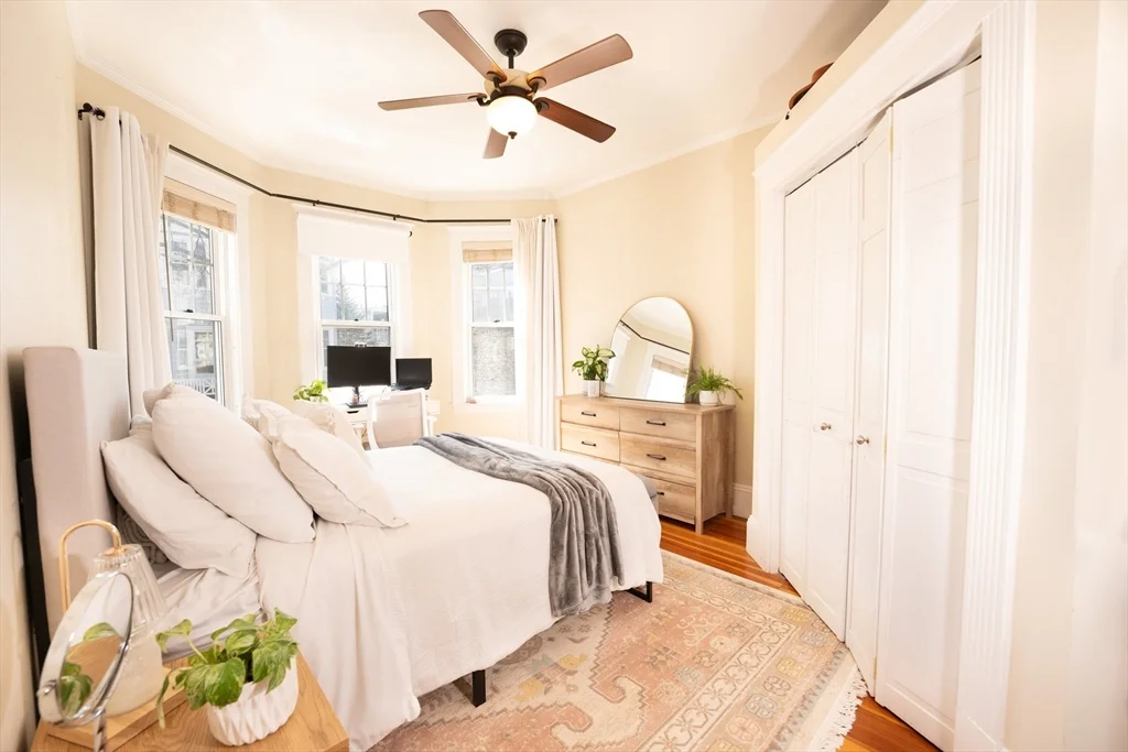 4 bed, 1 bath apartment for rent at 10 Ticknor St Unit 2, South Boston — photo 8 of 15