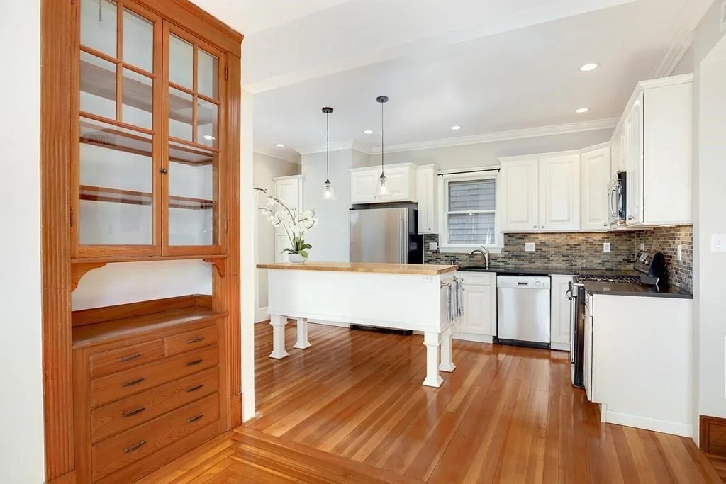 4 bed, 1 bath apartment for rent at 10 Ticknor St Unit 2, South Boston — photo 6 of 15