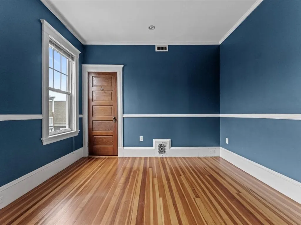 3 bed, 1 bath apartment for rent at 10 Ticknor St Unit 3, South Boston — photo 15 of 21