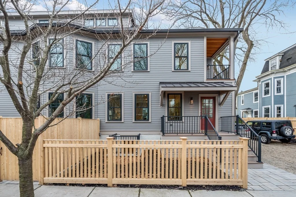 3 bed, 3 bath apartment for rent at 10 Tufts St Unit 1, Cambridgeport — photo 38 of 40