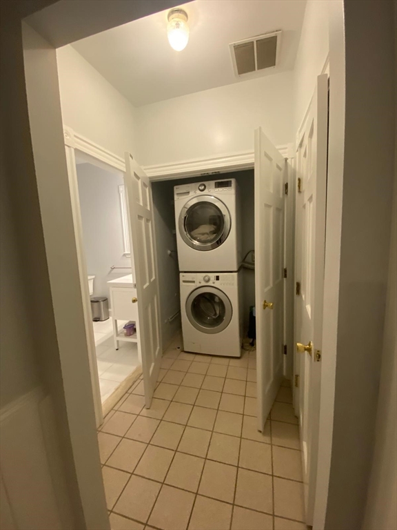 3 bed, 1 bath apartment for rent at 10 Union Ave Unit 10A-2, Boston — photo 17 of 27