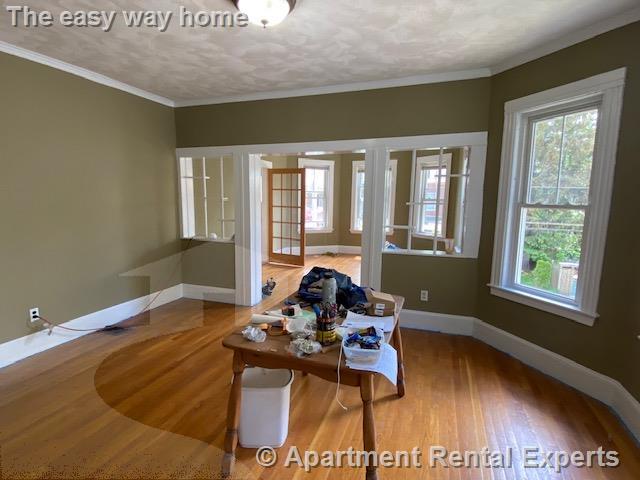 3 bed, 1 bath apartment for rent at 10 Usher Rd Unit 2, West Medford — photo 9 of 31